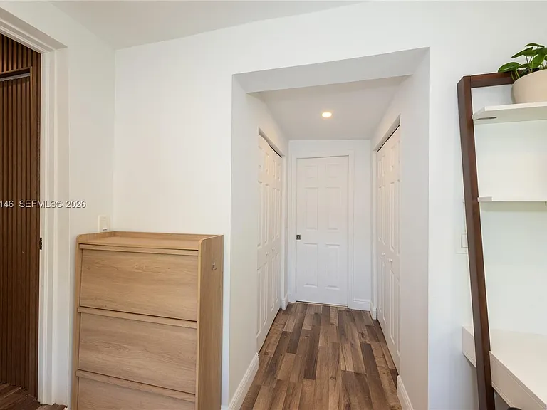 1450 SW 20th Ave — Photo 18