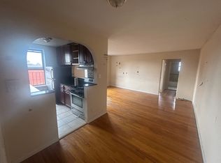 85-21 143rd St #6C, Jamaica, NY 11435