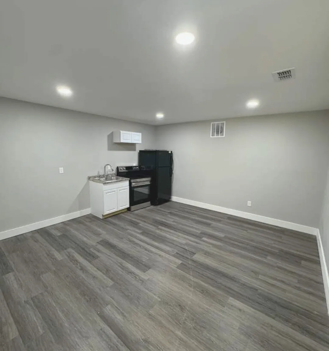 1 bed, 1.0 bath, $1,150 — Photo 1