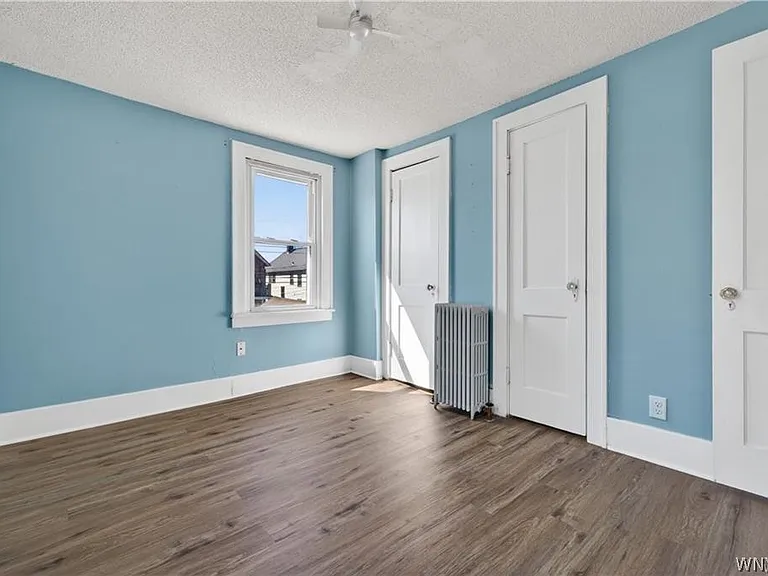 172 Tremont Ave — Photo 9