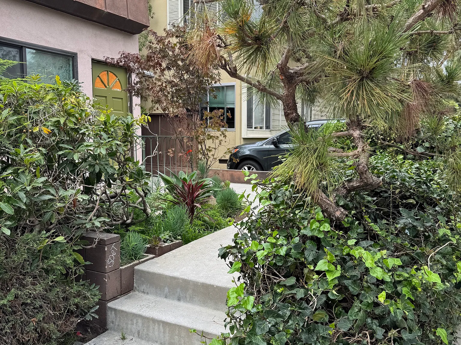 2 bed, $4,790 — Photo 1