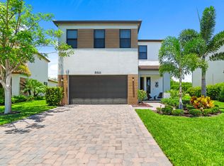 5521 Starfish Rd, Loxahatchee, FL 33470