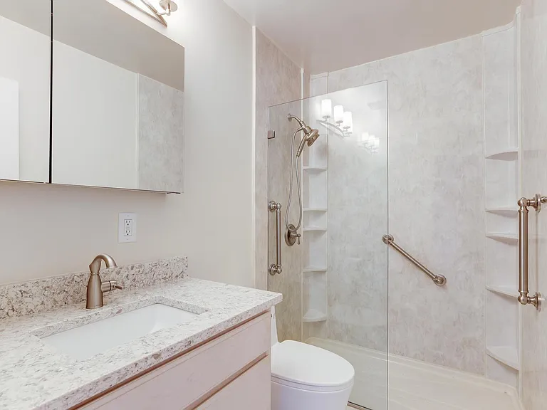 9823 Saint Cloud Ct — Photo 36