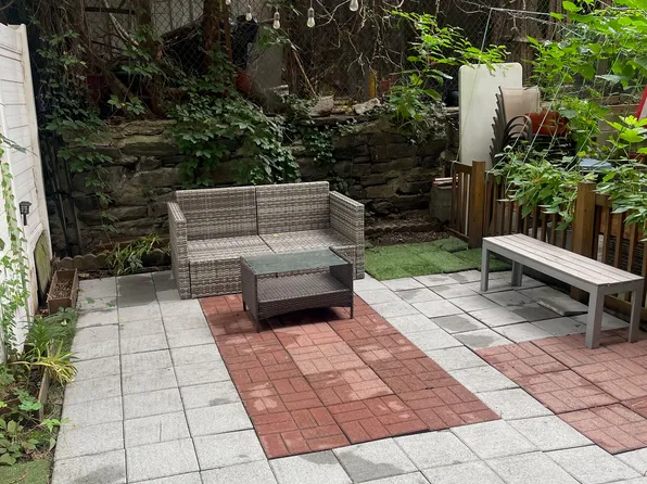 324 East 90th Street image 8 of 13