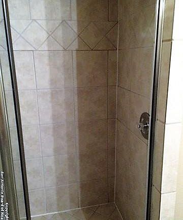 2nd image of 36 Chapel Hill Cir