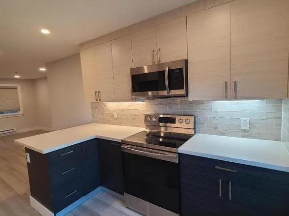 464 Clinton St APT 211, Redwood City, CA 94062