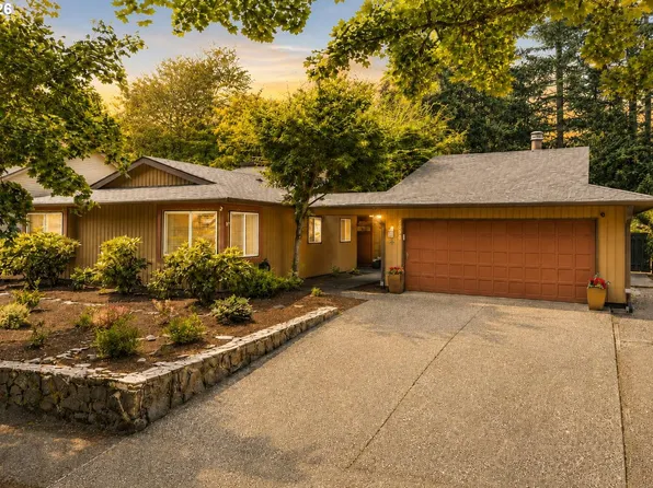 7095 SW Tierra Del Mar Dr, Beaverton, OR 97007