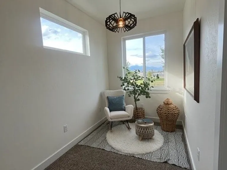 237 Fairgrounds Rd — Photo 10