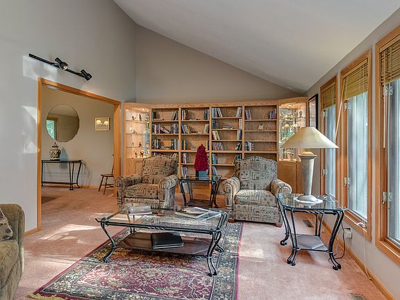 5th image of 5116 Huntington Dr