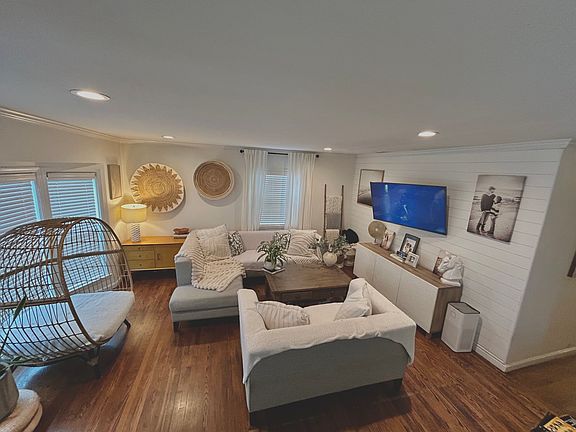 3rd image of 4318 Conquista Ave