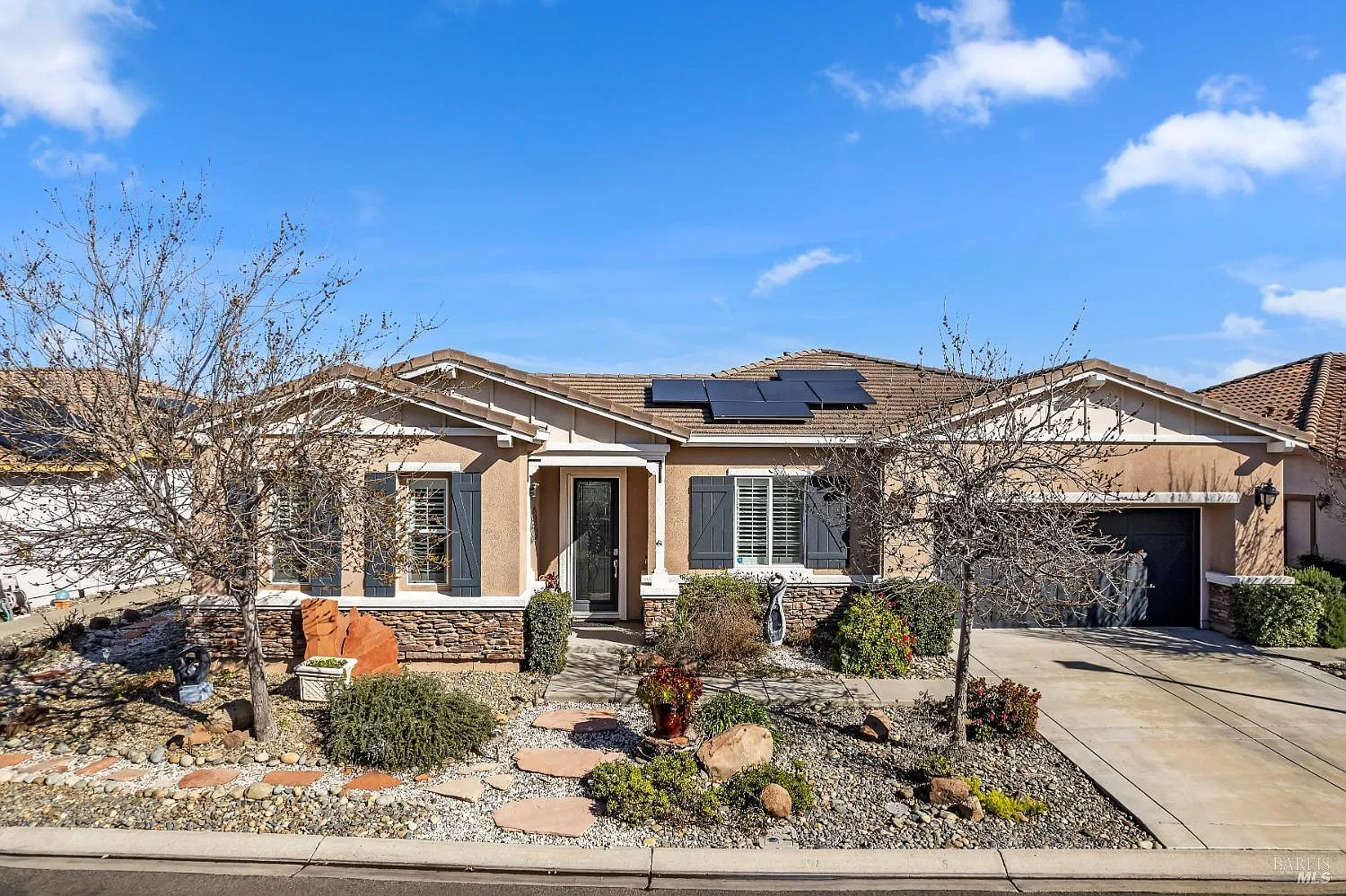 1014 Sunset Landing photo 1