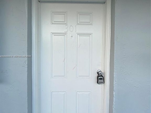 4th image of 1735 W 60th St APT M301
