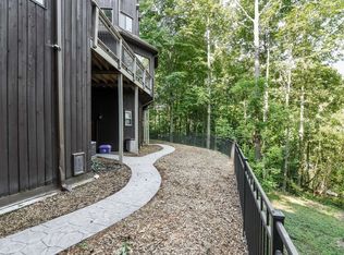 3730 Gleneagles Ln, Tucker, GA 30084