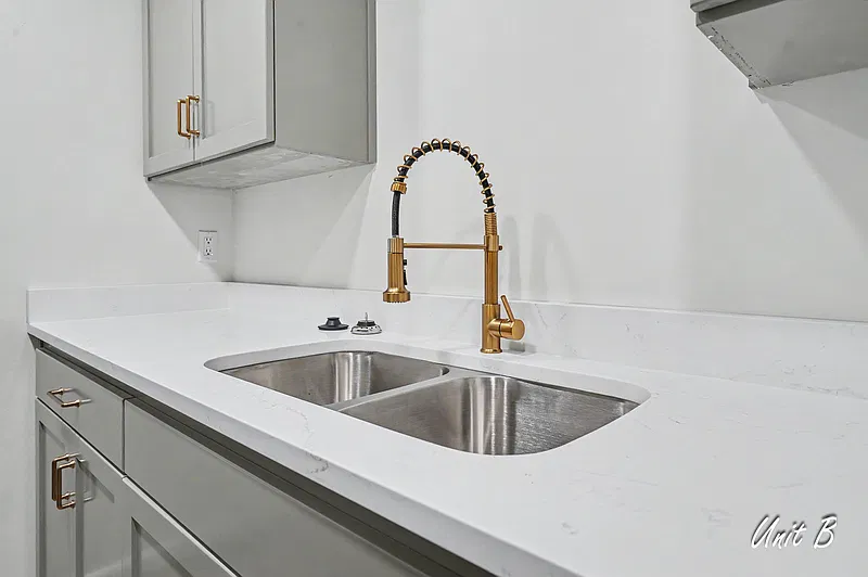 3 bed, 1.5 bath, 1261 sqft, $2,250 — Photo 4
