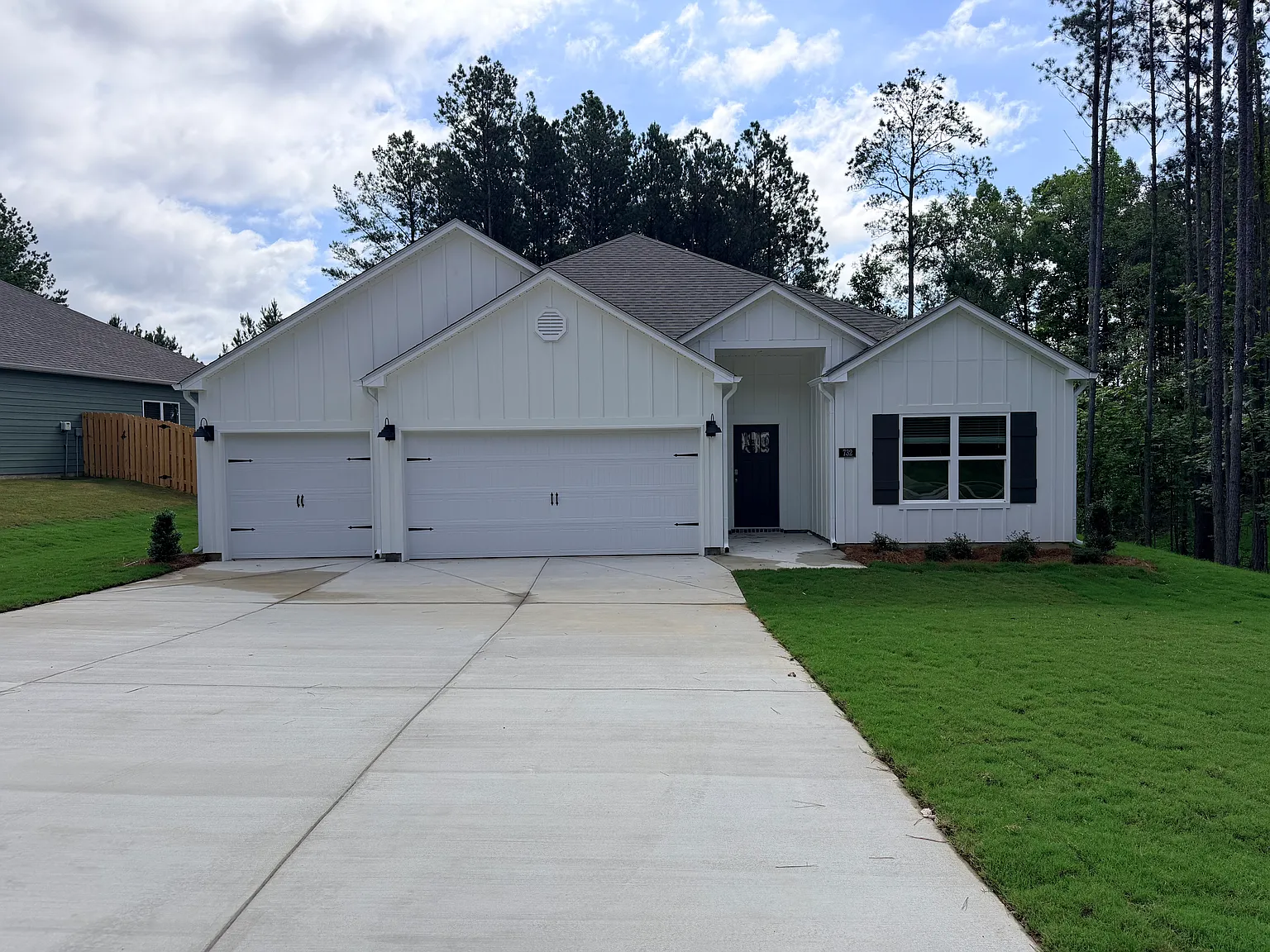 4 bed, 2271 sqft, $2,950 — Photo 3