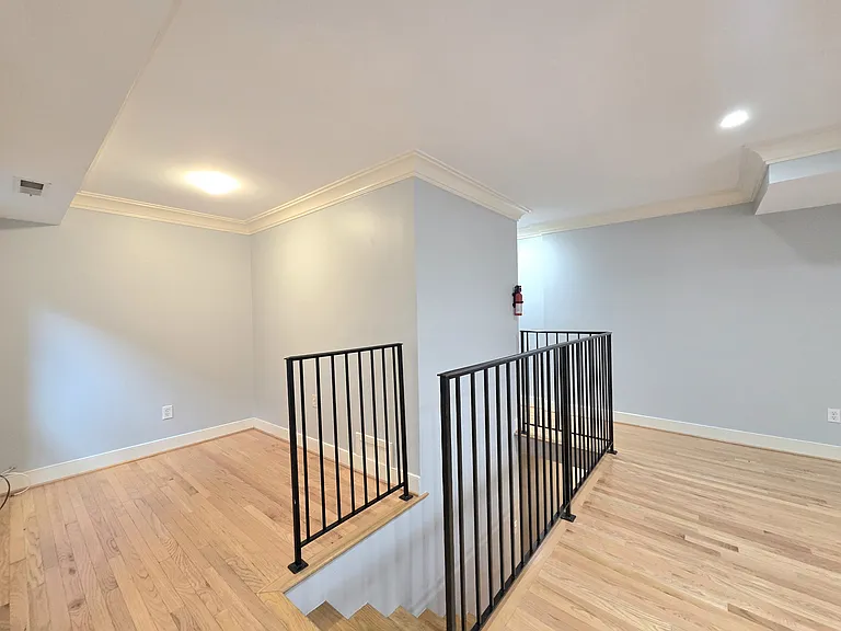 1620 Corcoran St NW #B — Photo 11