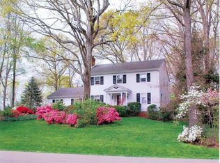 2224 Lake Surrey Dr, North Chesterfield, VA 23235