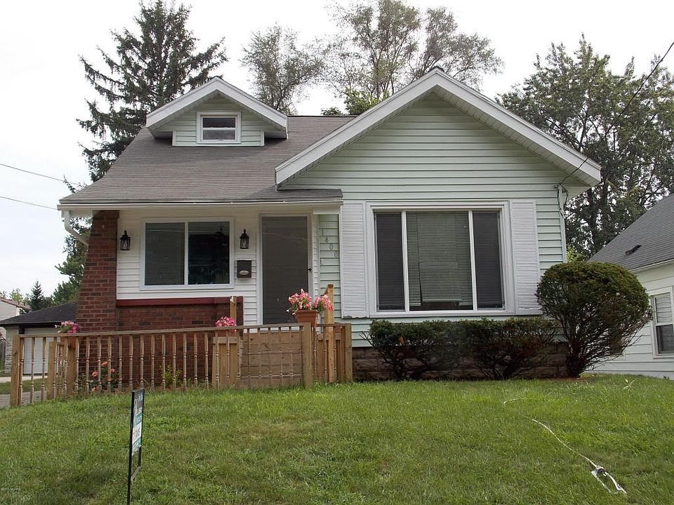1st image of 1400 Griggs St SE