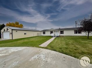 209 1st St E, Lavina, MT 59046