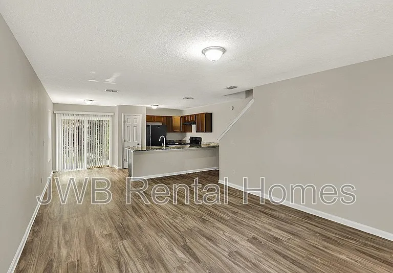 2813 Hidden Haven Rd — Photo 4