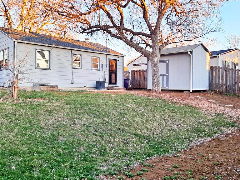1575 S Quieto Ct — Photo 15