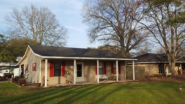 1st image of 760 Charles Drive