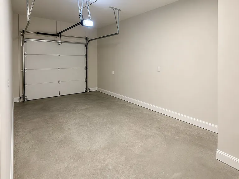101 Asbury Dr NW #11 — Photo 9