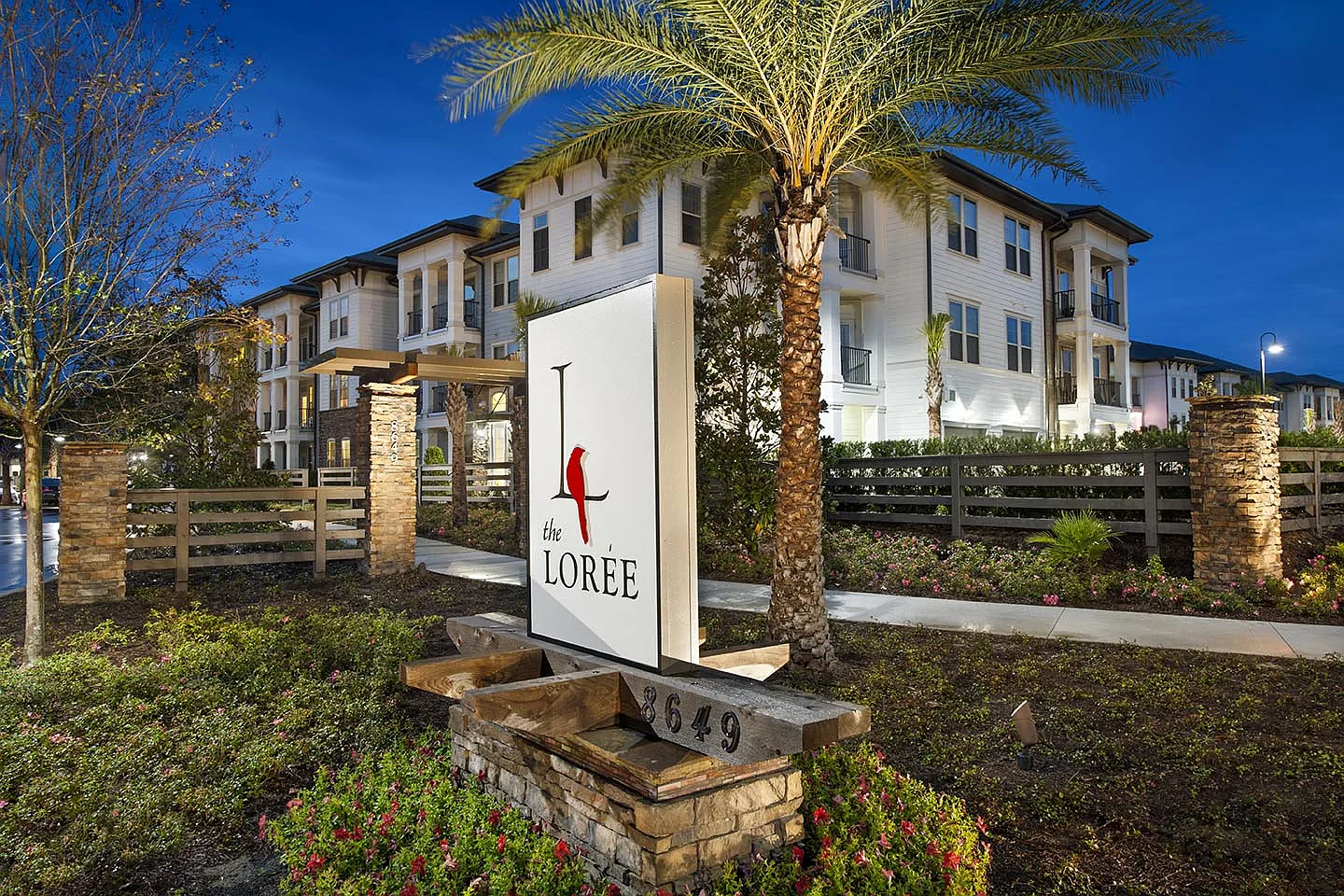 The Loree — Photo 1