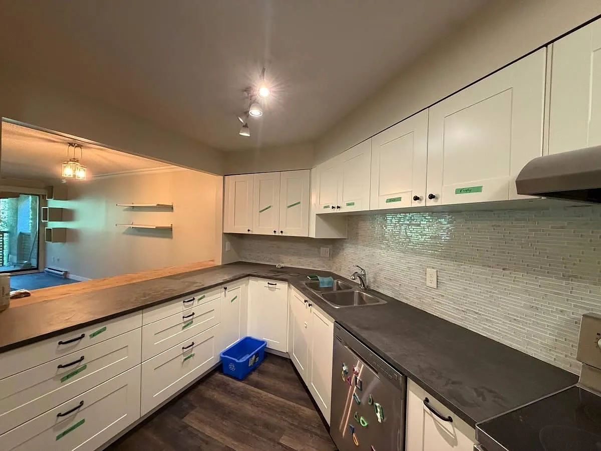 2 bed, 750 sqft, $2,500 — Photo 3