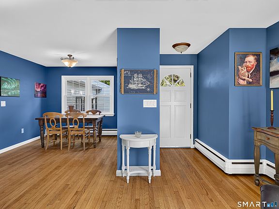 3rd image of 252 Cow Hill Road