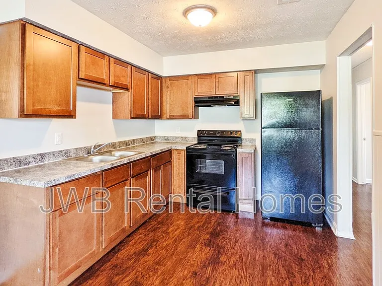 7188 Koleda Dr — Photo 2