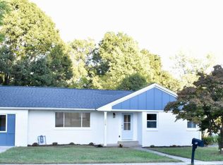 208 S Saint John St, Burlington, NC 27217