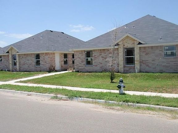 3rd image of 506 Pirul St