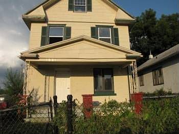 1st image of 1521 Spruce Ave