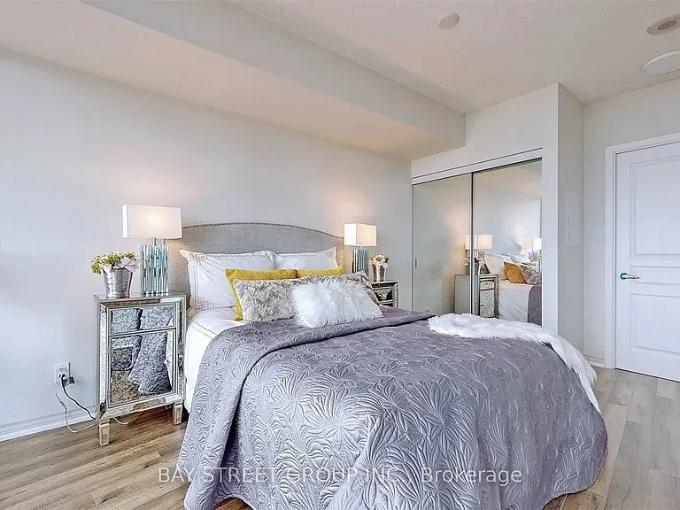 2230 Lake Shore Blvd W #2207 — Photo 16