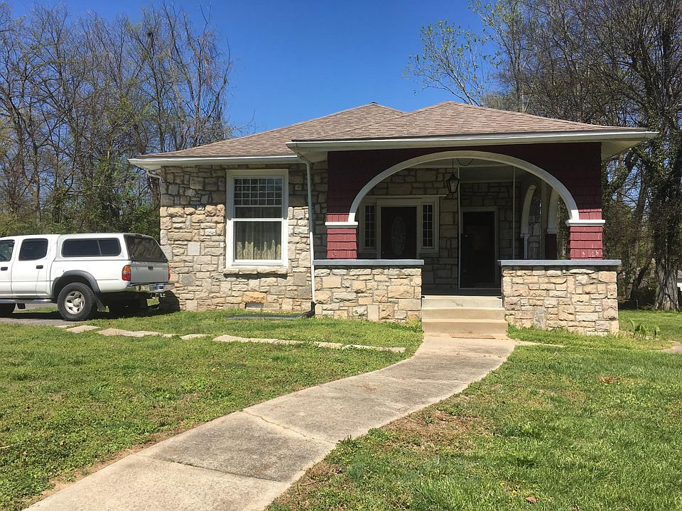 1st image of 917 Crossland Ave