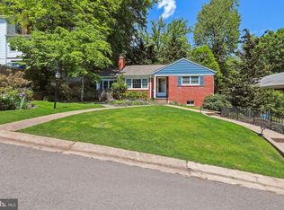 5203 Danbury Rd, Bethesda, MD 20814