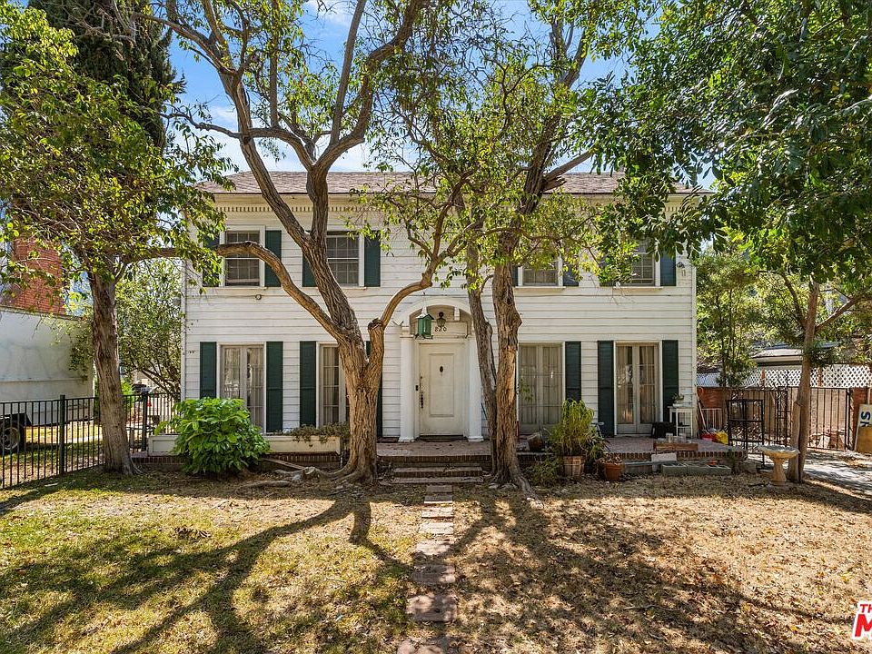 1st image of 820 5th Ave