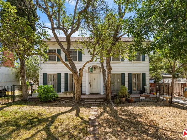 820 5th Ave, Los Angeles, CA 90005
