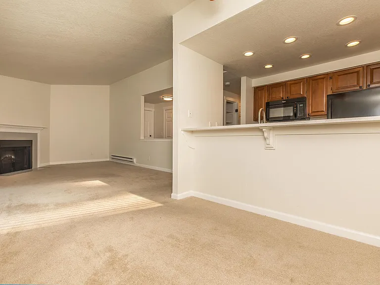 Pinewood Village Apartments — Photo 30
