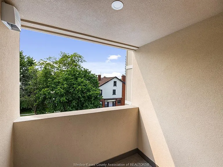 1500 Ouellette Ave #305 — Photo 31