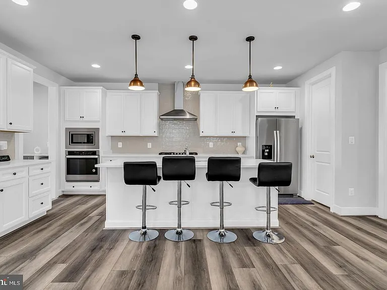 41919 Spring Air Dr — Photo 16