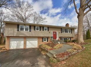 9806 Vertain Ct, Fairfax, VA 22032