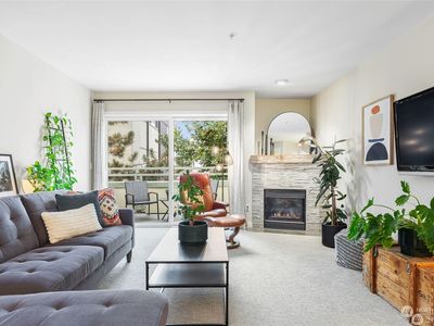 6300 32nd Avenue NW #302, Seattle, WA, 98107