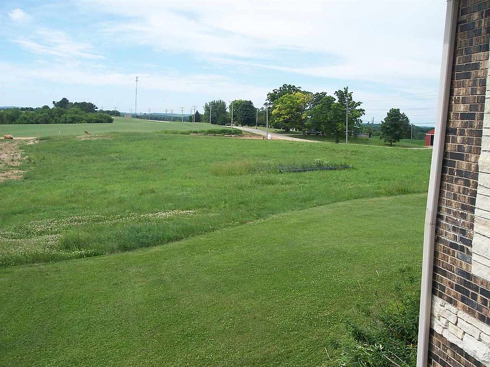 1st image of 227 Acre St