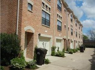 Beverly Hills Walk, Houston, TX 77057