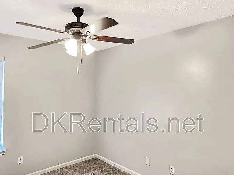 4416 Stone Gate Way — Photo 18