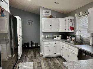 652 Sunrise Trl NE, Kalkaska, MI 49646