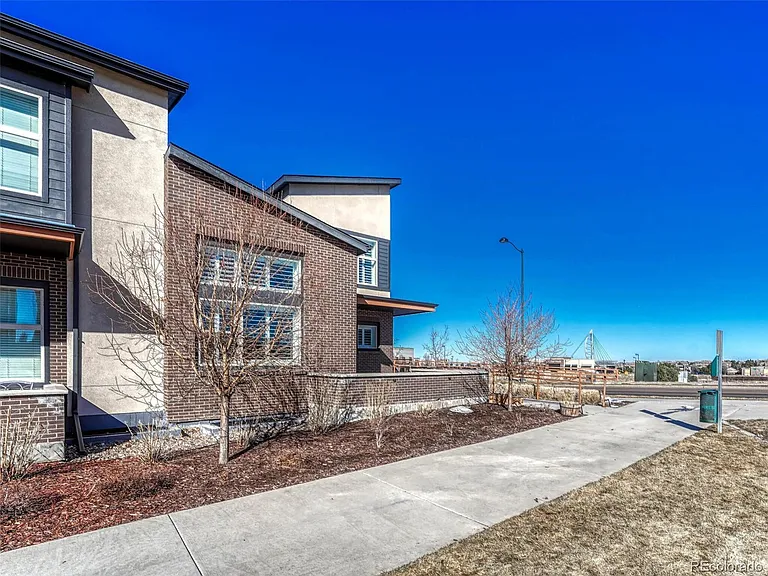 10062 Belvedere Cir — Photo 25