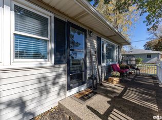 5760 Poppy Garden Rd, Colona, IL 61241